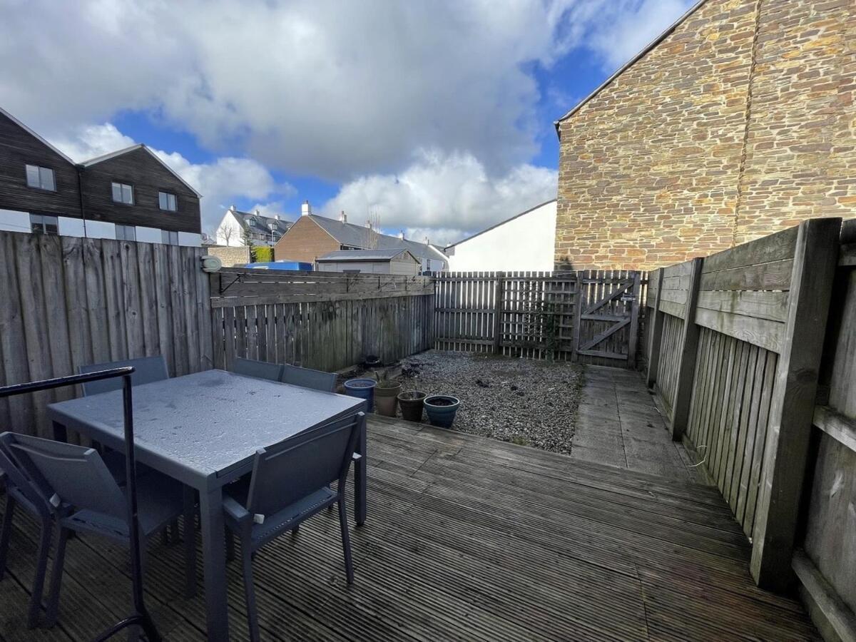 Comfortable Home W Private Parking Charlestown Charlestown  Exterior foto